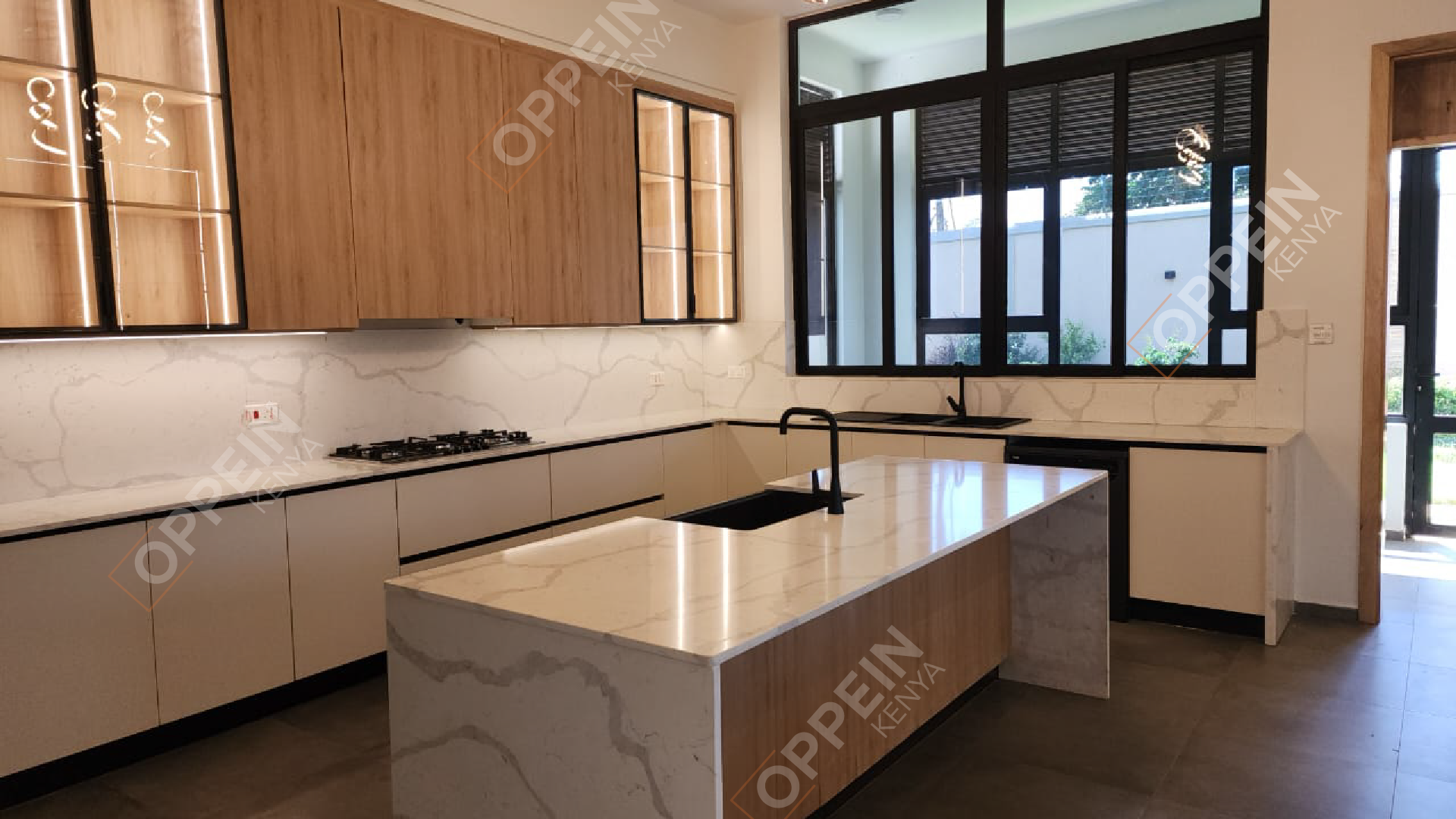 6 Bedroom Modern Contemporary House - Kitchen Cabinets, Walk-in Closet, Wardrobes by OPPEIN Kenya