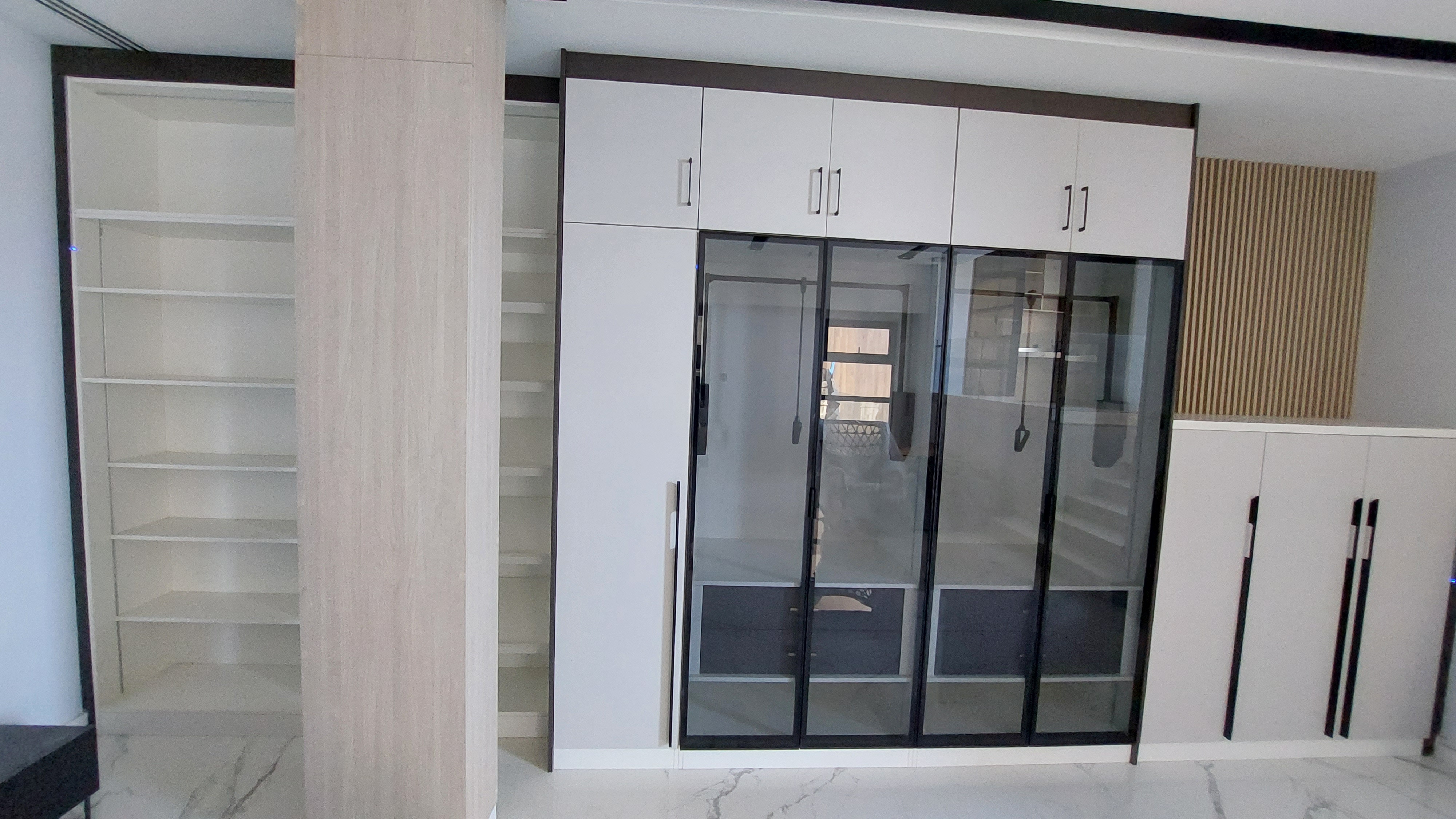 6 Bedroom Mansion - Wardrobes by OPPEIN Kenya