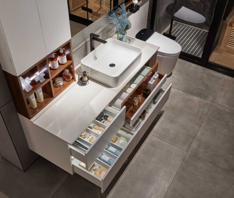 Modern White Lacquer with Melamine Bathroom Vanities by OPPEIN Kenya